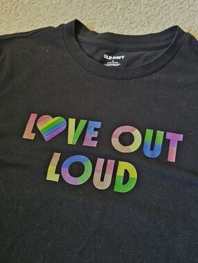 Love Out Loud Old Navy Pride Love Is Love Tee  Womens Size Medium